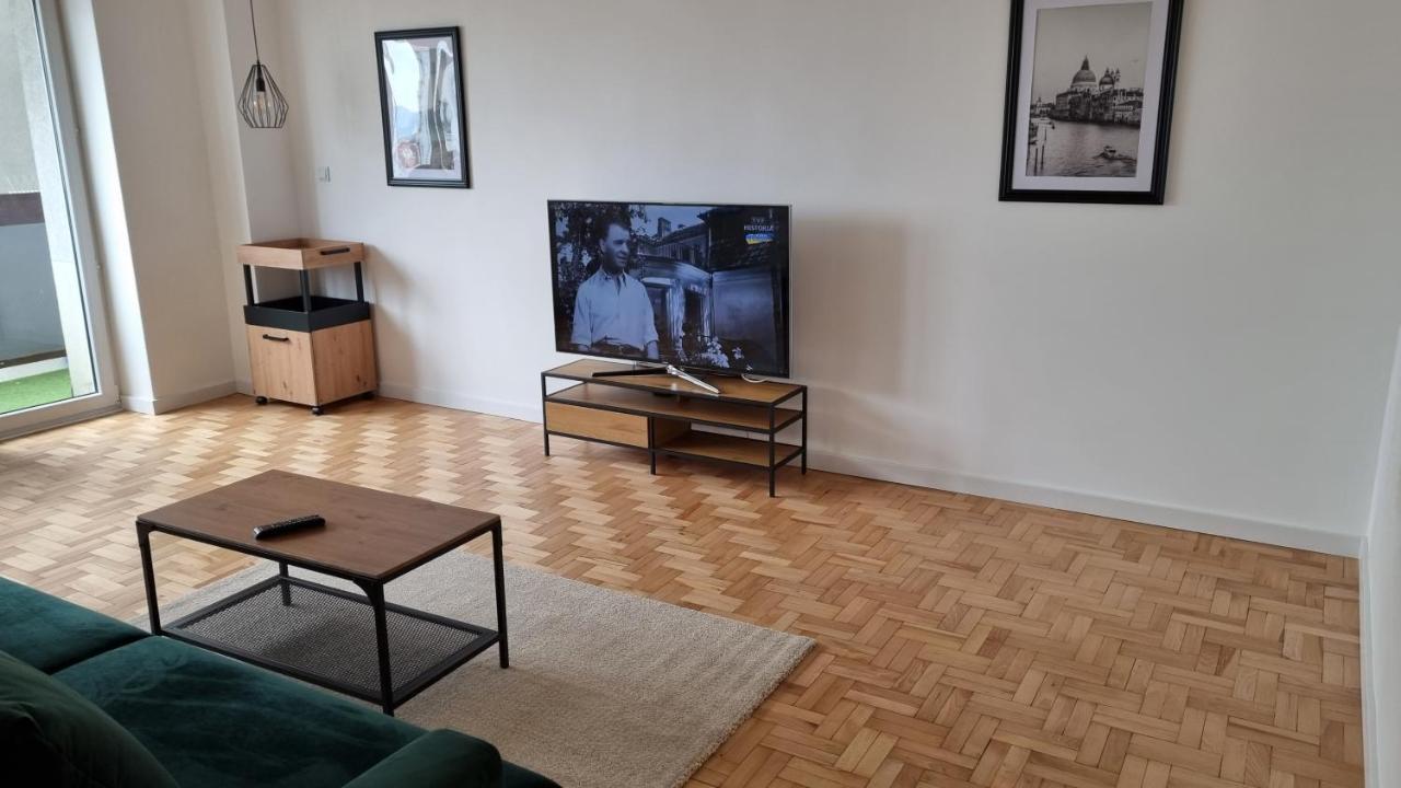 Appartamento Clara Rzeszów Esterno foto